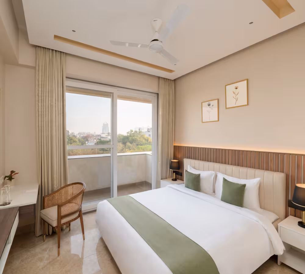 Foxtrail, Sector 42 Gurgaon Hotel Room Category Deluxe King With Balcony